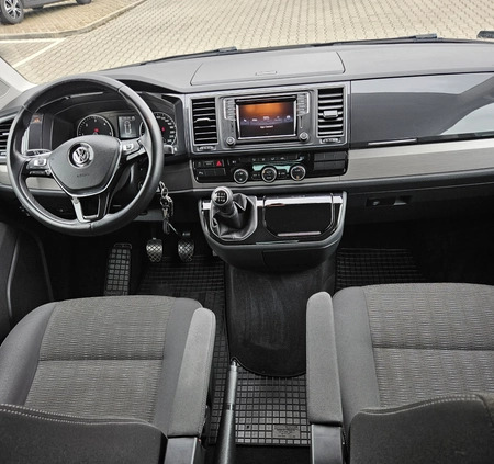 Volkswagen Multivan cena 138000 przebieg: 147000, rok produkcji 2016 z Debrzno małe 742